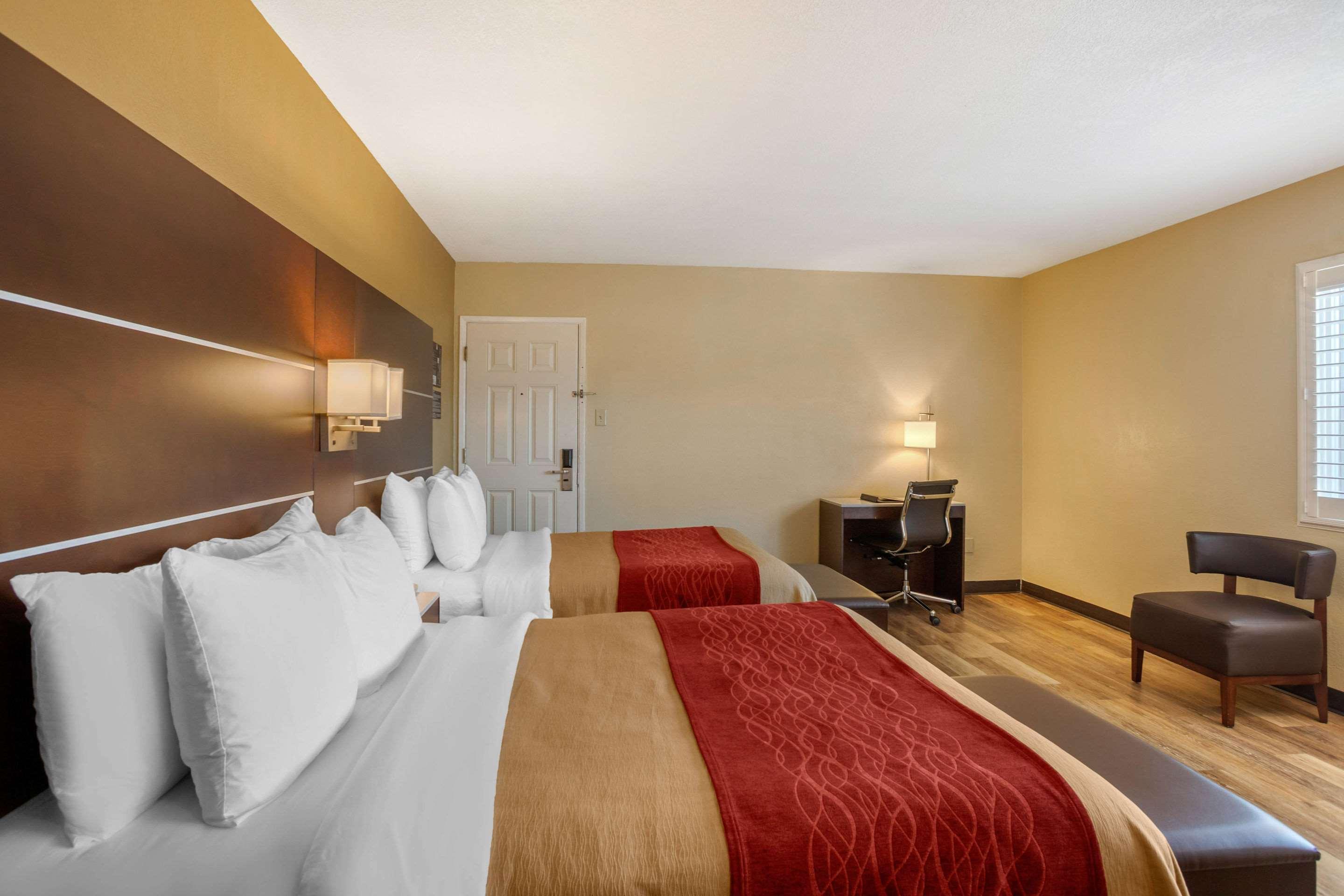 Comfort Inn San Diego Airport At The Harbor Экстерьер фото