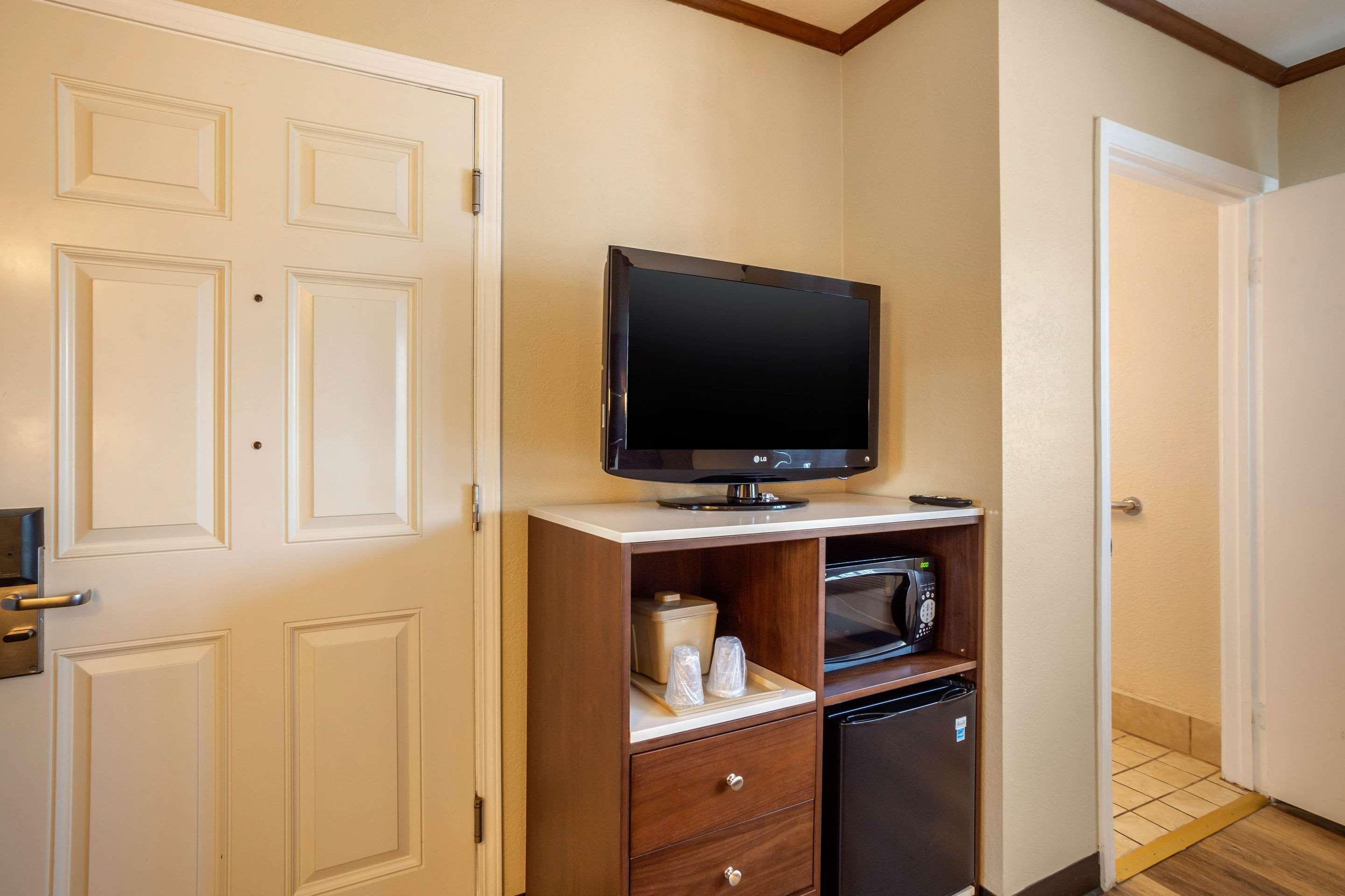 Comfort Inn San Diego Airport At The Harbor Экстерьер фото