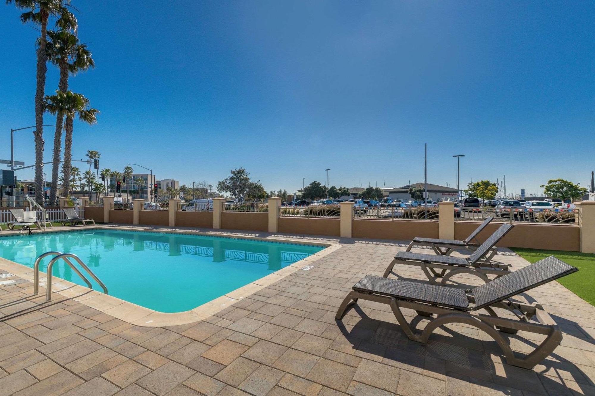 Comfort Inn San Diego Airport At The Harbor Экстерьер фото