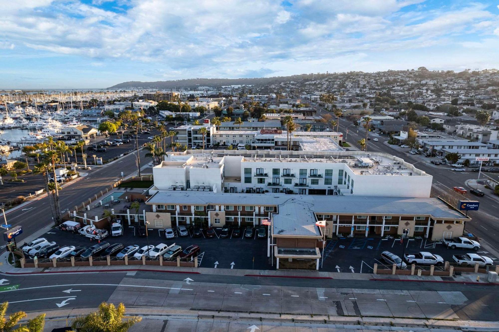 Comfort Inn San Diego Airport At The Harbor Экстерьер фото