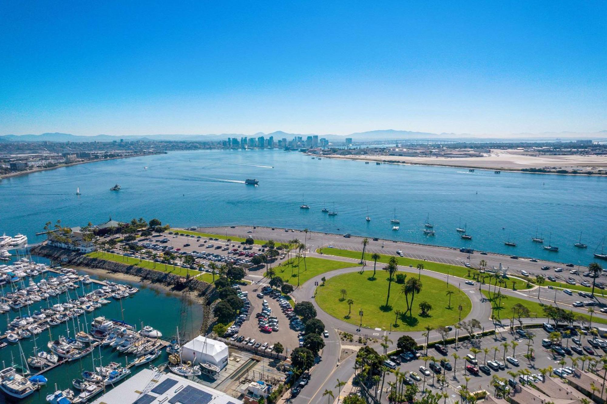 Comfort Inn San Diego Airport At The Harbor Экстерьер фото