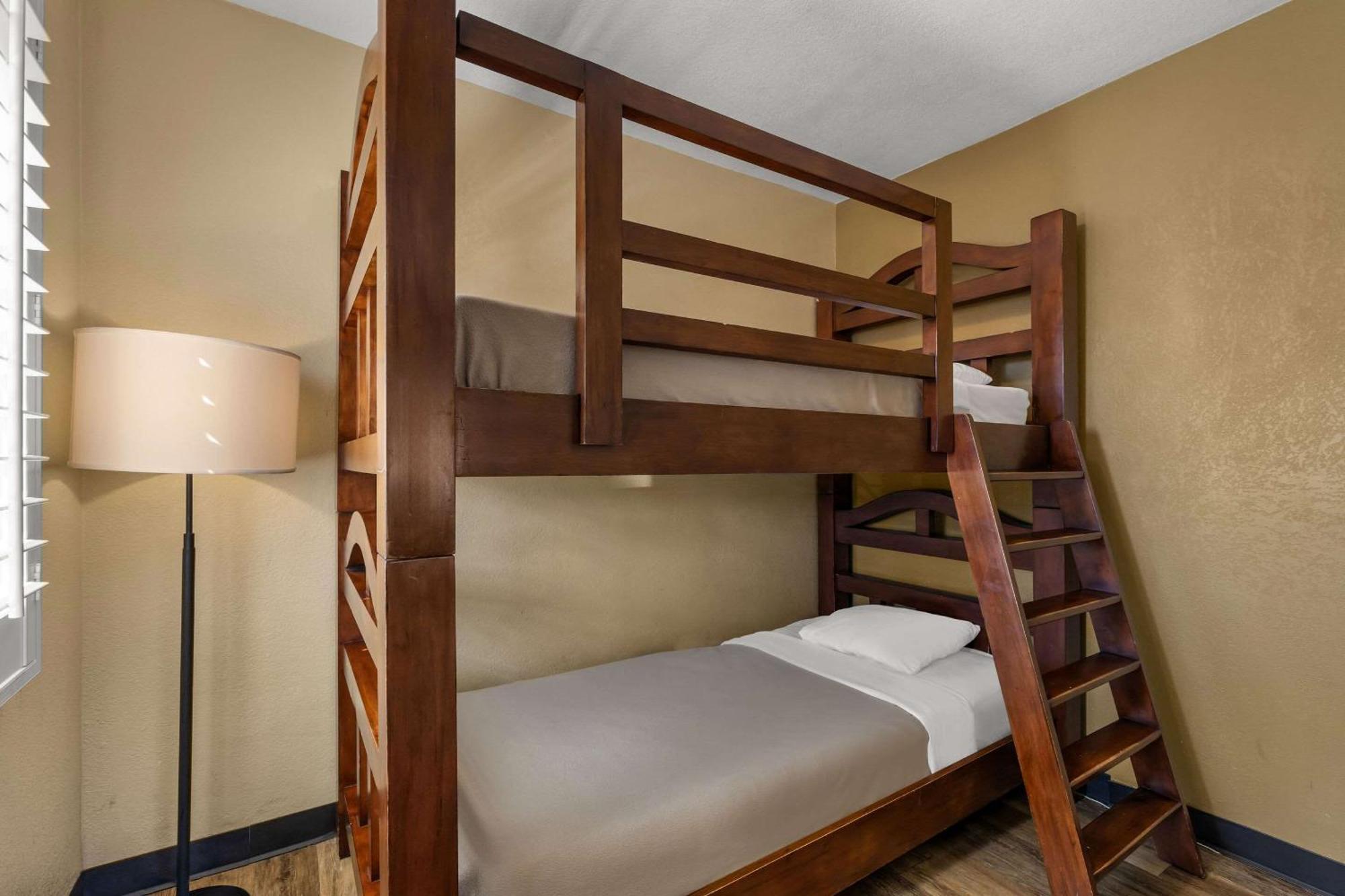 Comfort Inn San Diego Airport At The Harbor Экстерьер фото