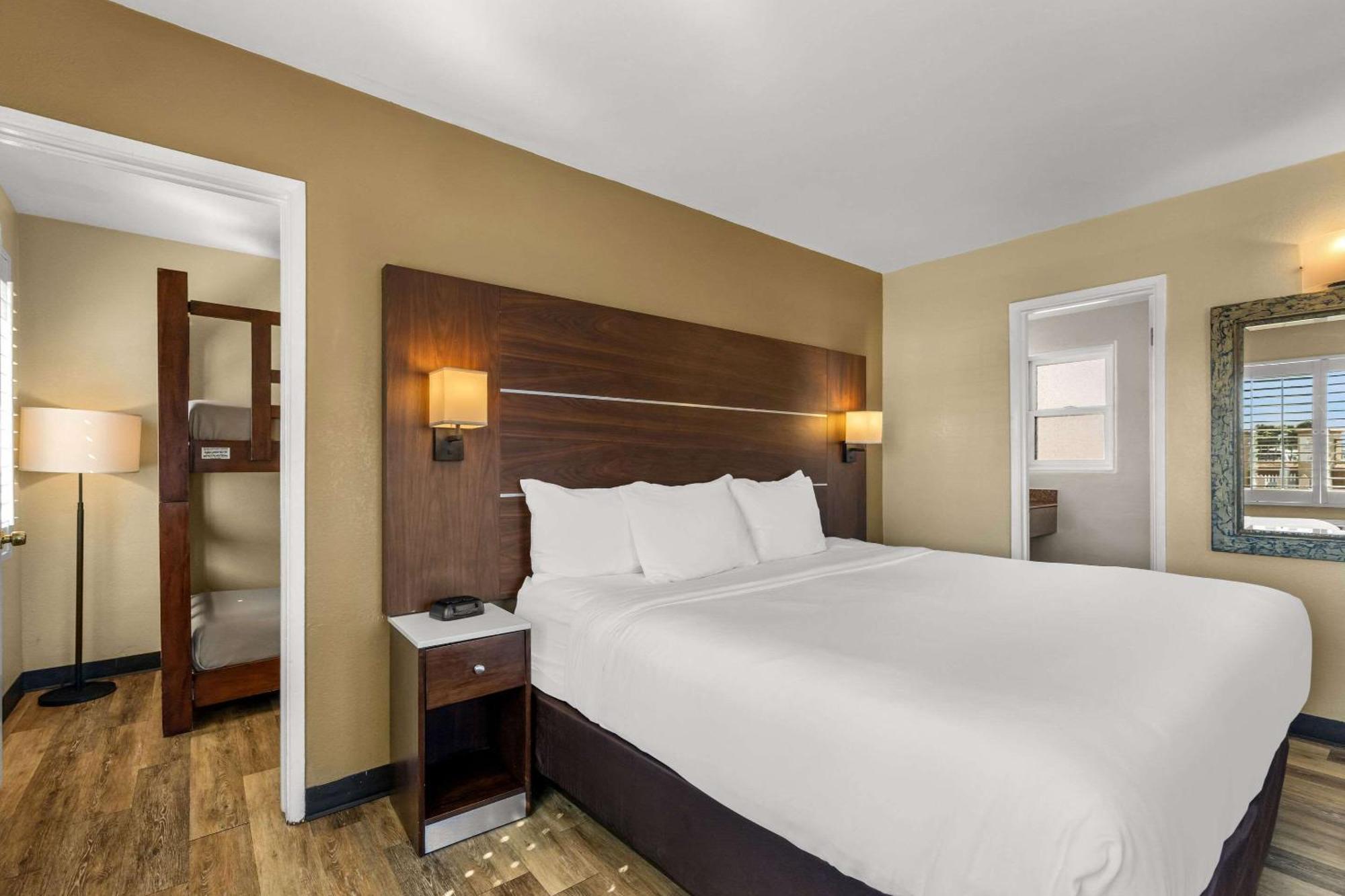 Comfort Inn San Diego Airport At The Harbor Экстерьер фото