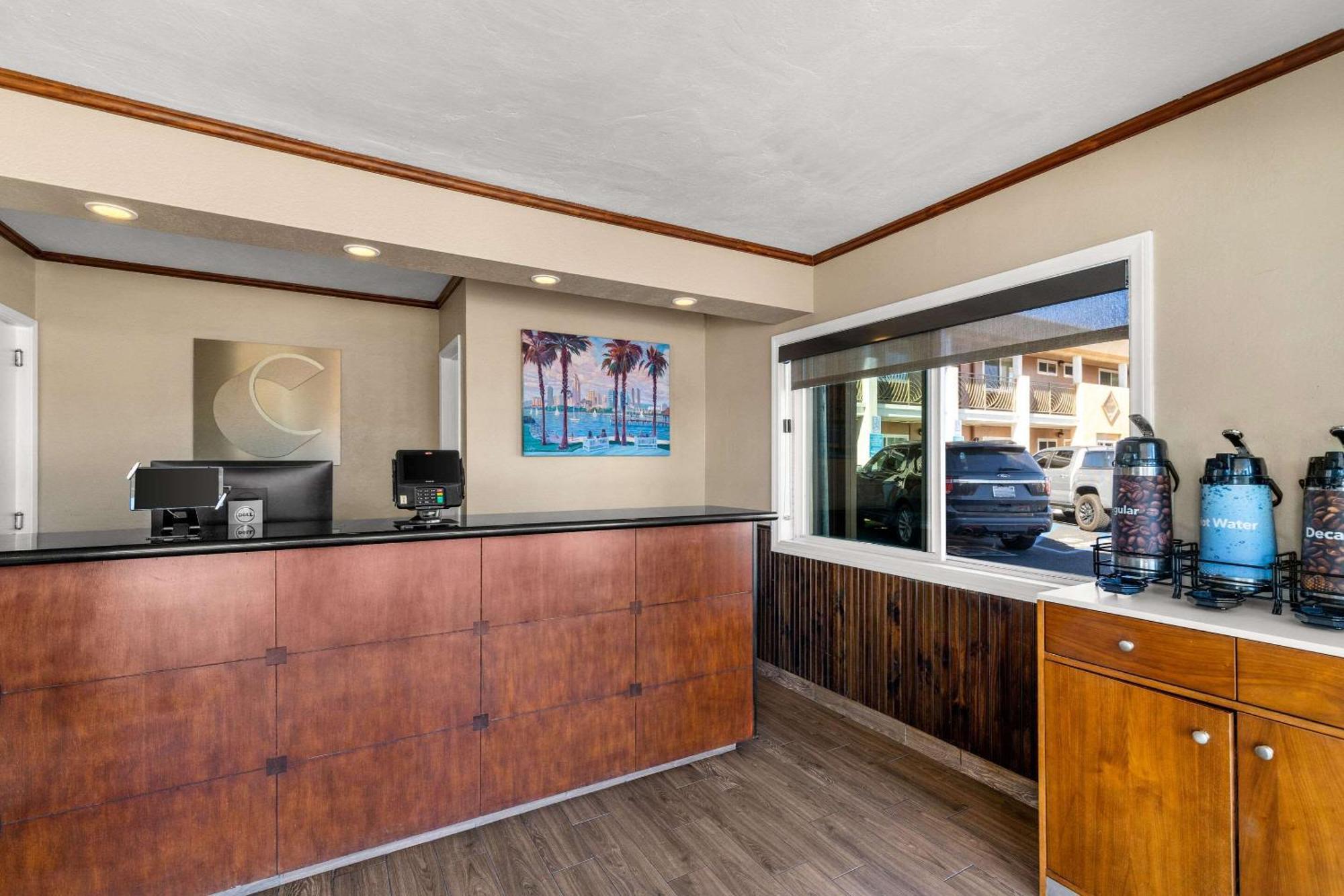 Comfort Inn San Diego Airport At The Harbor Экстерьер фото